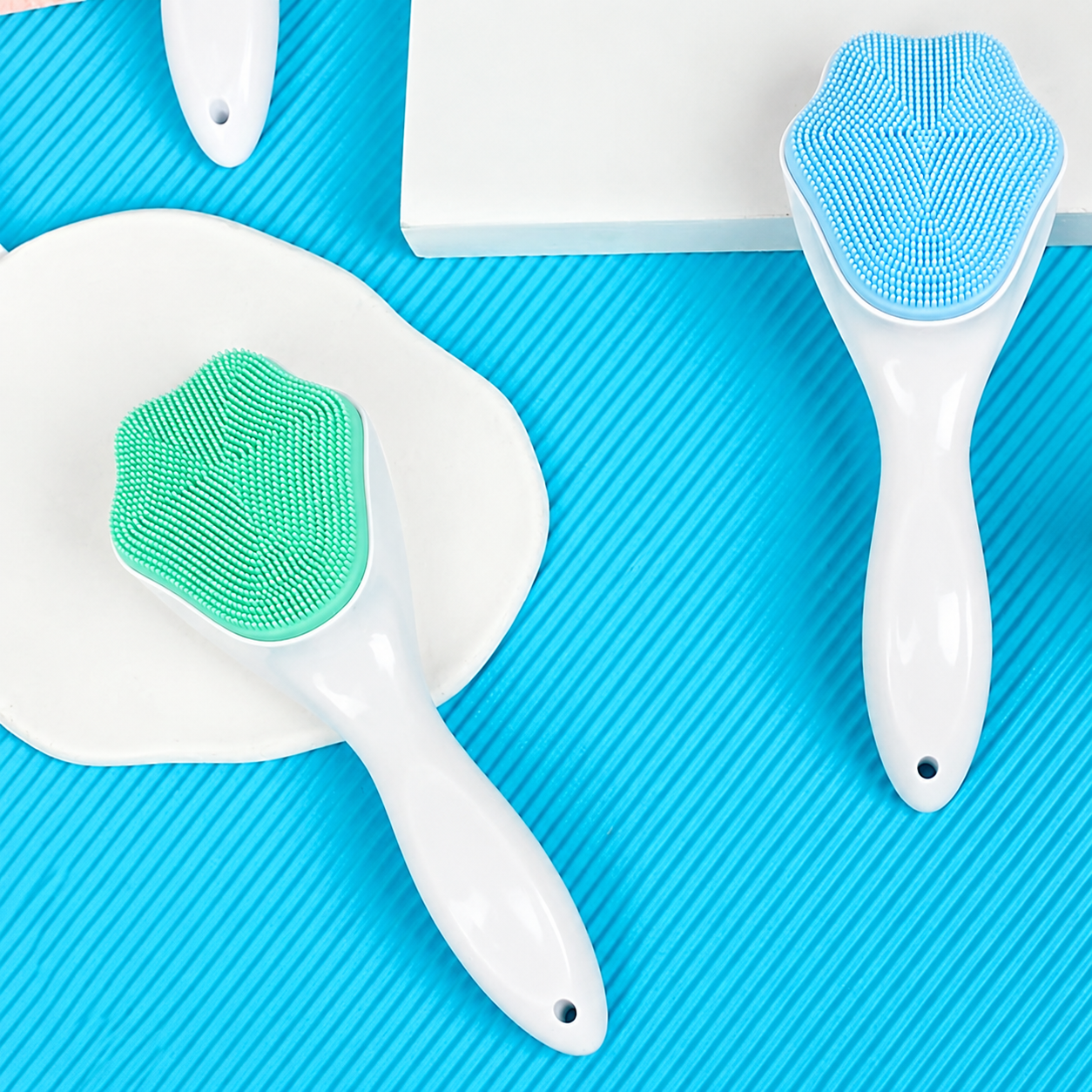 Silicone Face Scrubber Brush
